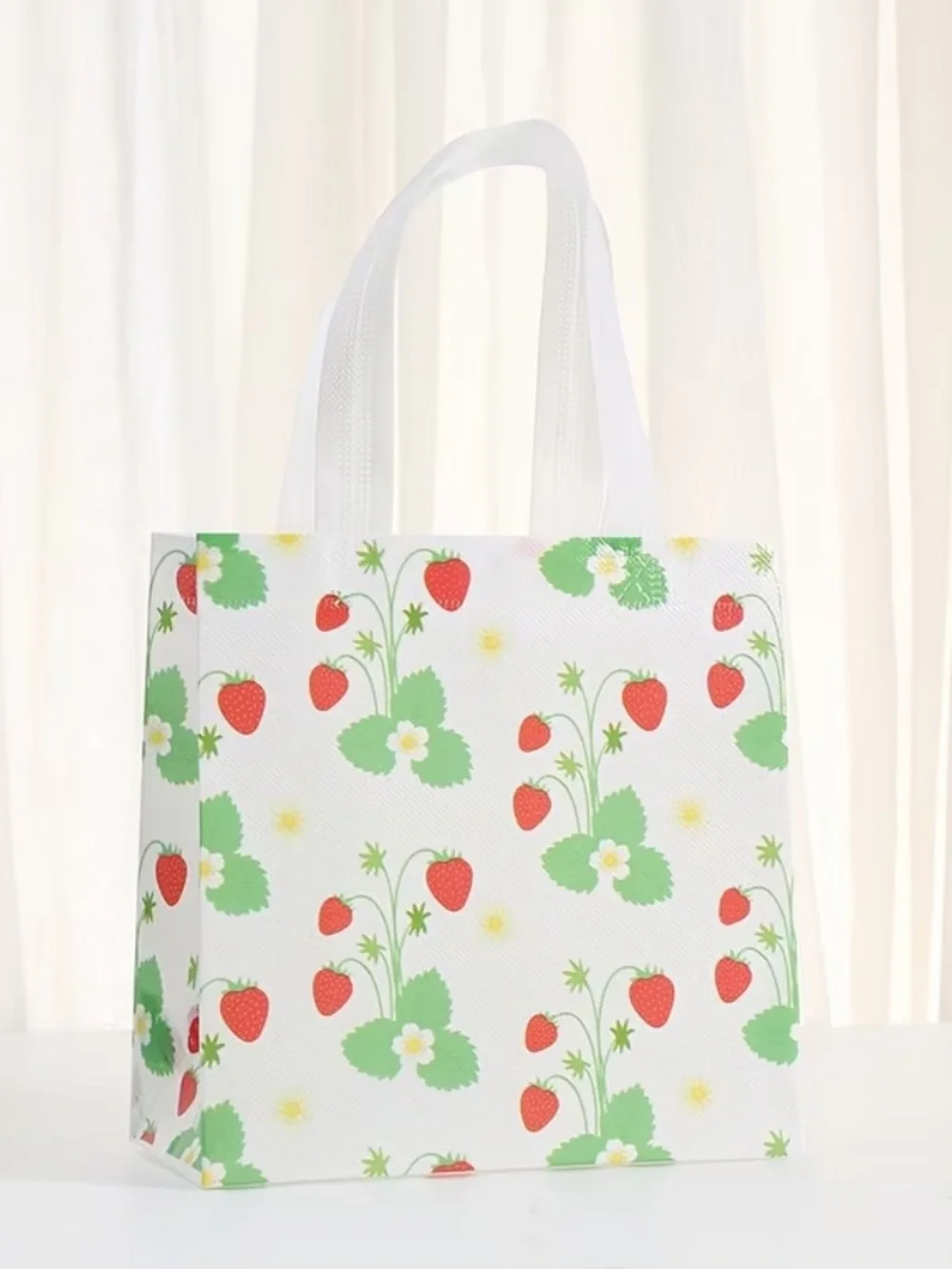 12 Strawberry Reusable Gift Bags Party Favor Tote Bags Tea Party Summer 🍓
